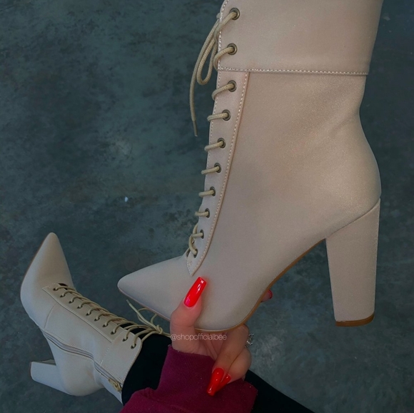 Mariah Bootie - Picture 1 of 3